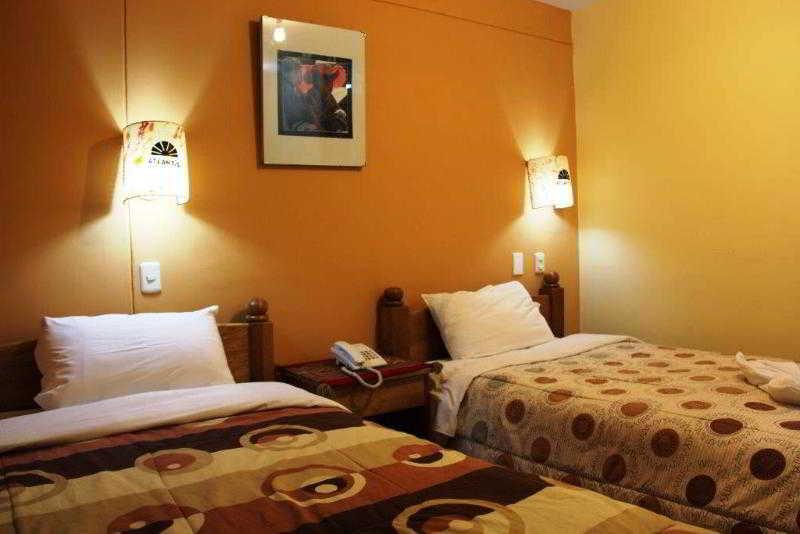 Hostal Atlantis Cuzco Exterior photo