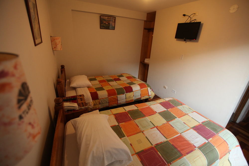 Hostal Atlantis Cuzco Exterior photo