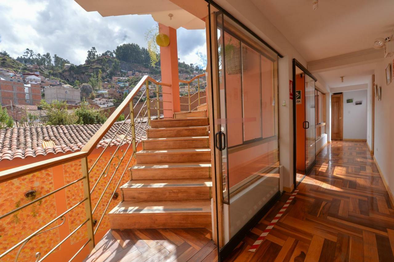 Hostal Atlantis Cuzco Exterior photo